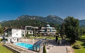 Hartweger'S Hotel